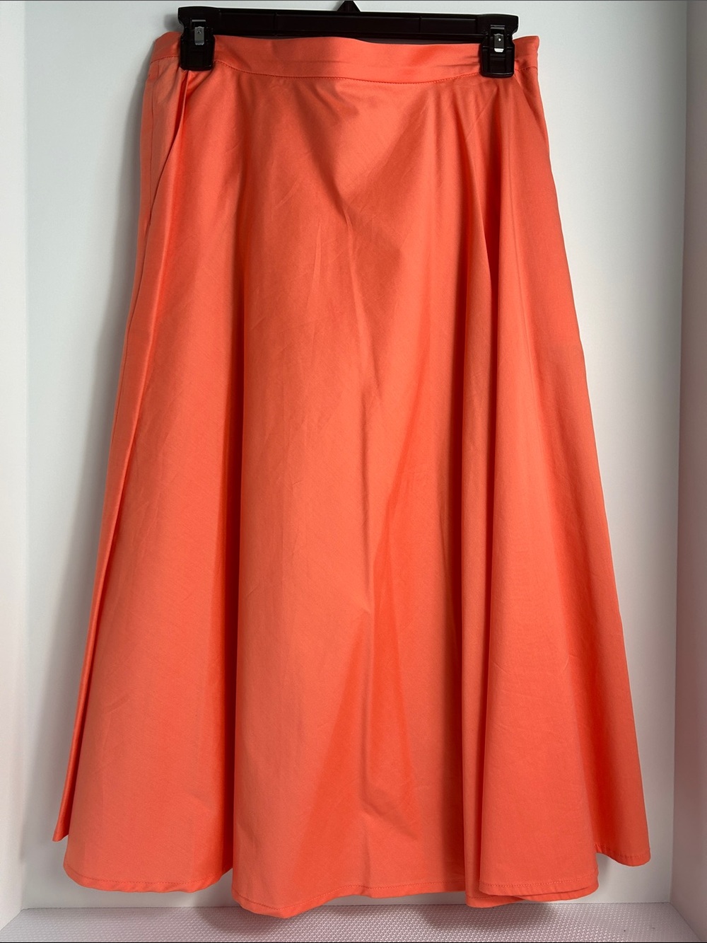 Alex Marie Women’s Size 6 Papaya Color Side Hand Pockets Lined Skirt Side Zip